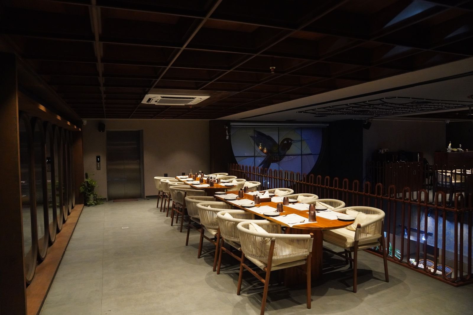 Naughty Kodi long table